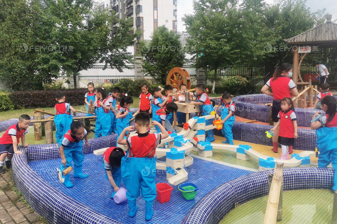 幼兒園沙水玩具讓幼兒玩出創(chuàng)意、玩出價(jià)值