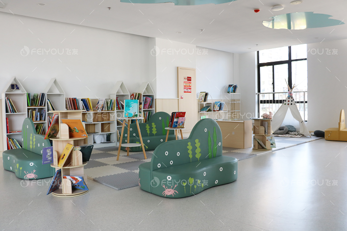 幼兒園在購(gòu)置這些木質(zhì)家具時(shí)應(yīng)該如何來(lái)辨別好壞...